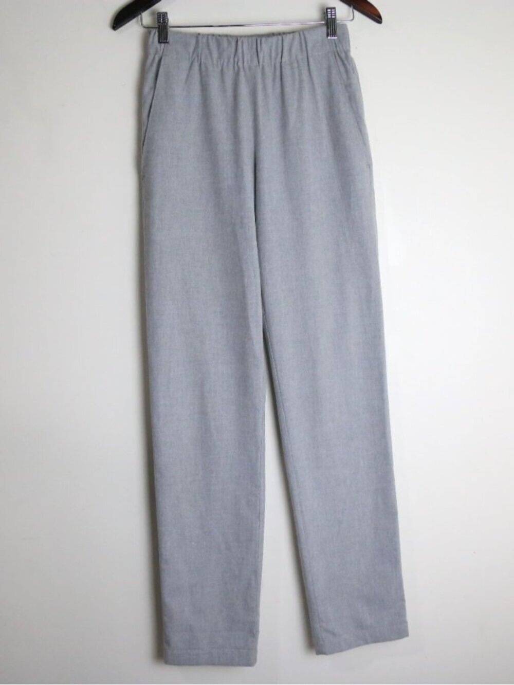 Aritzia The Group Babaton Gray Pull On Straight Leg Tailor Pants Women's Size XS
